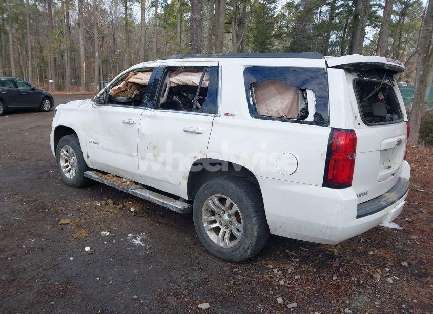 Photo 3 of 2015 Chevrolet Tahoe LT (VIN 1GNSKBKC0FR600521)