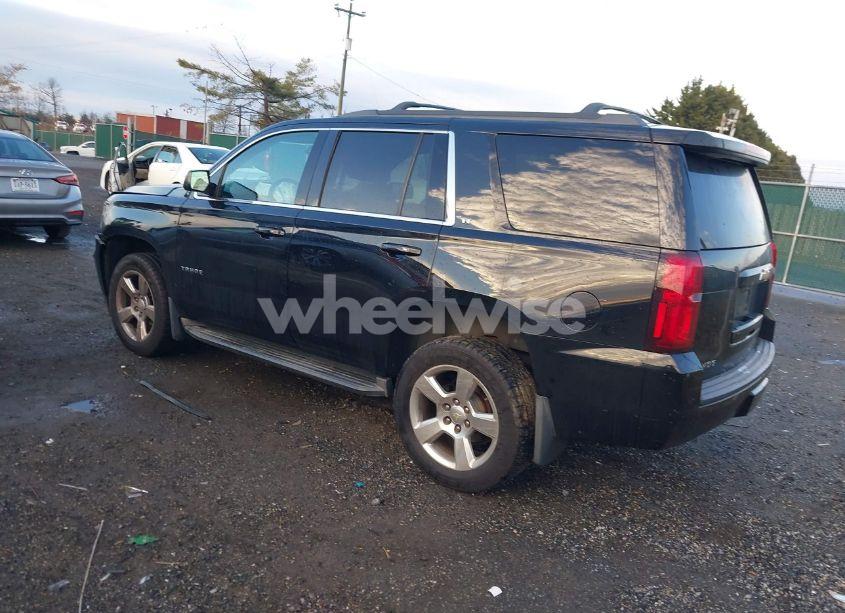 Photo 3 of 2015 Chevrolet Tahoe LT (VIN 1GNSKBKC0FR729505)