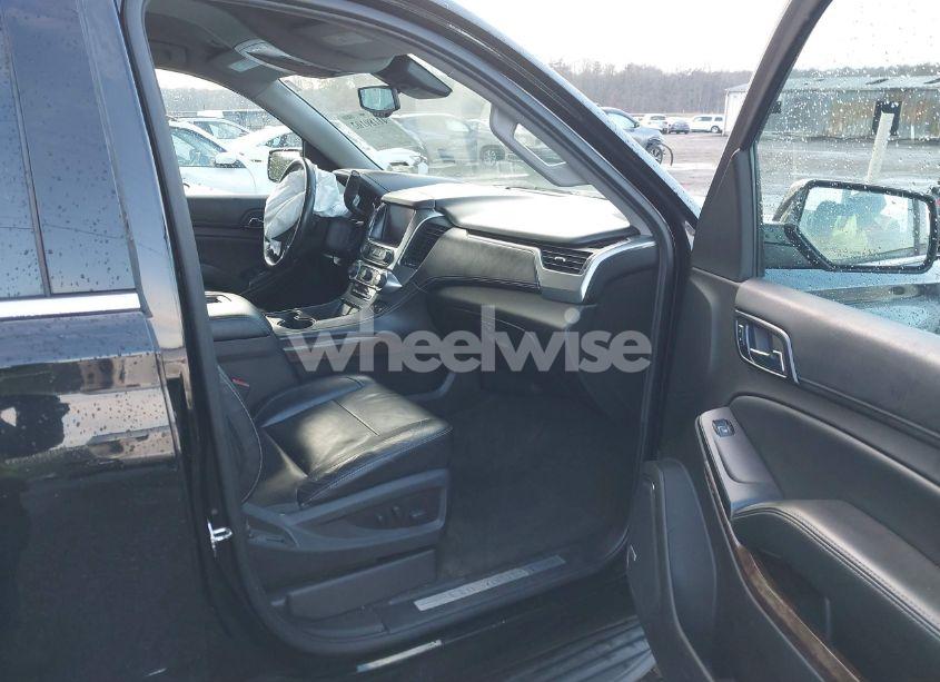 Photo 5 of 2015 Chevrolet Tahoe LT (VIN 1GNSKBKC0FR729505)