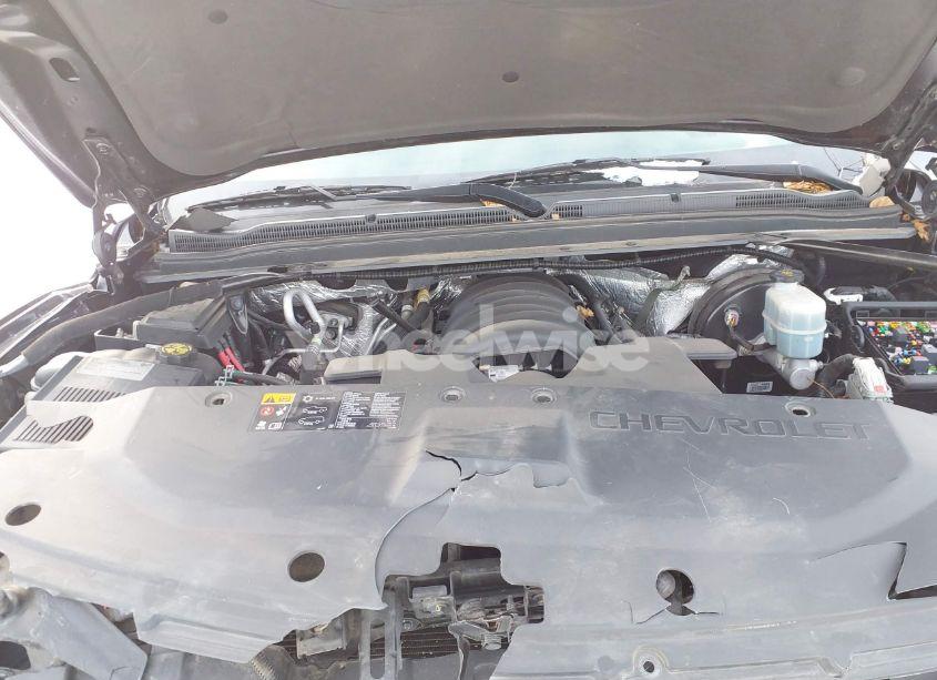 Photo 10 of 2016 Chevrolet Tahoe LT (VIN 1GNSKBKC0GR273619)