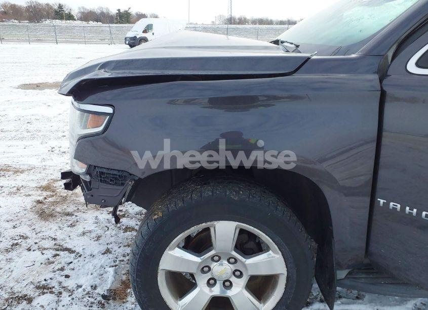 Photo 6 of 2016 Chevrolet Tahoe LT (VIN 1GNSKBKC0GR273619)