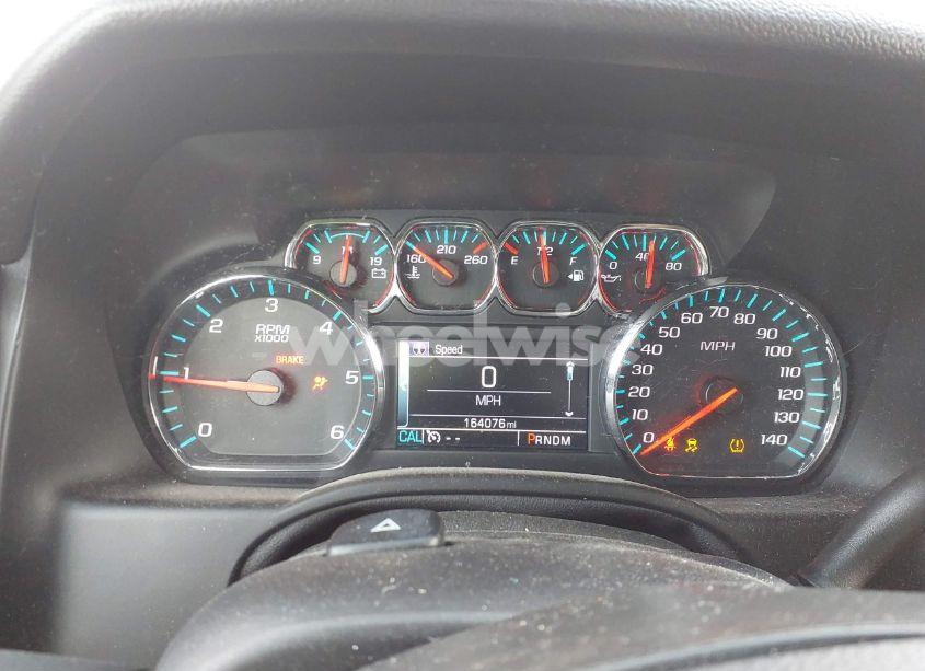 Photo 7 of 2016 Chevrolet Tahoe LT (VIN 1GNSKBKC0GR273619)