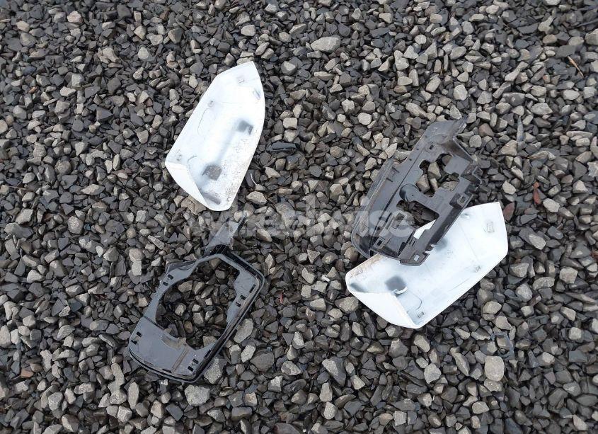 Photo 12 of 2017 Chevrolet Tahoe LT (VIN 1GNSKBKC0HR165051)