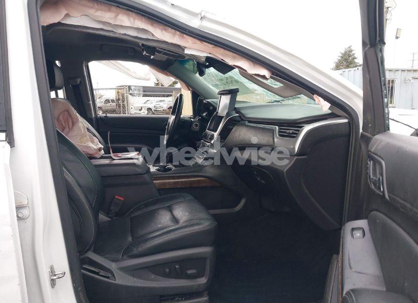 Photo 5 of 2017 Chevrolet Tahoe LT (VIN 1GNSKBKC0HR165051)