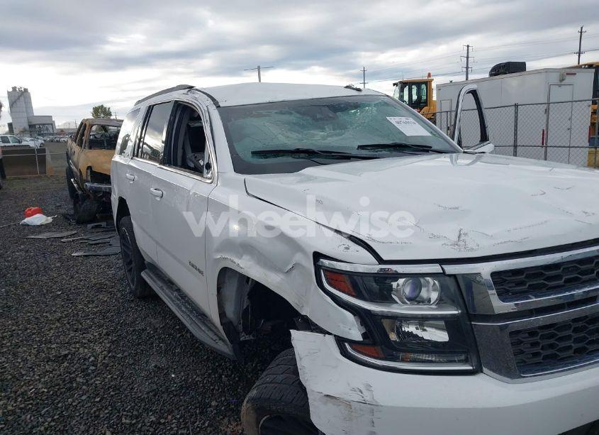 Photo 6 of 2017 Chevrolet Tahoe LT (VIN 1GNSKBKC0HR165051)