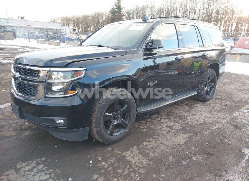 Photo 2 of 2017 Chevrolet Tahoe LT (VIN 1GNSKBKC0HR193092)