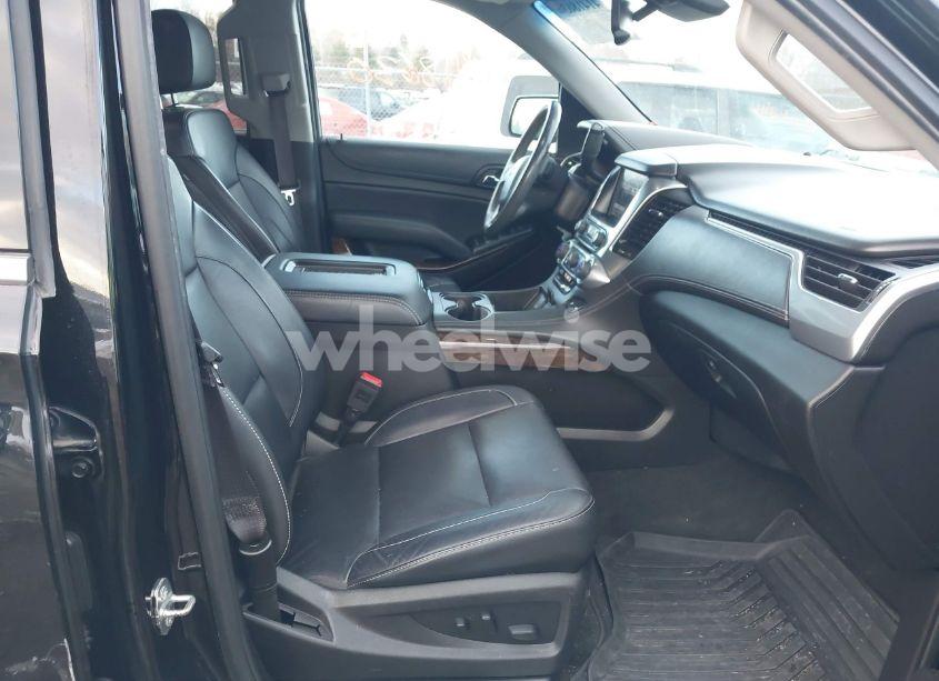 Photo 5 of 2017 Chevrolet Tahoe LT (VIN 1GNSKBKC0HR193092)