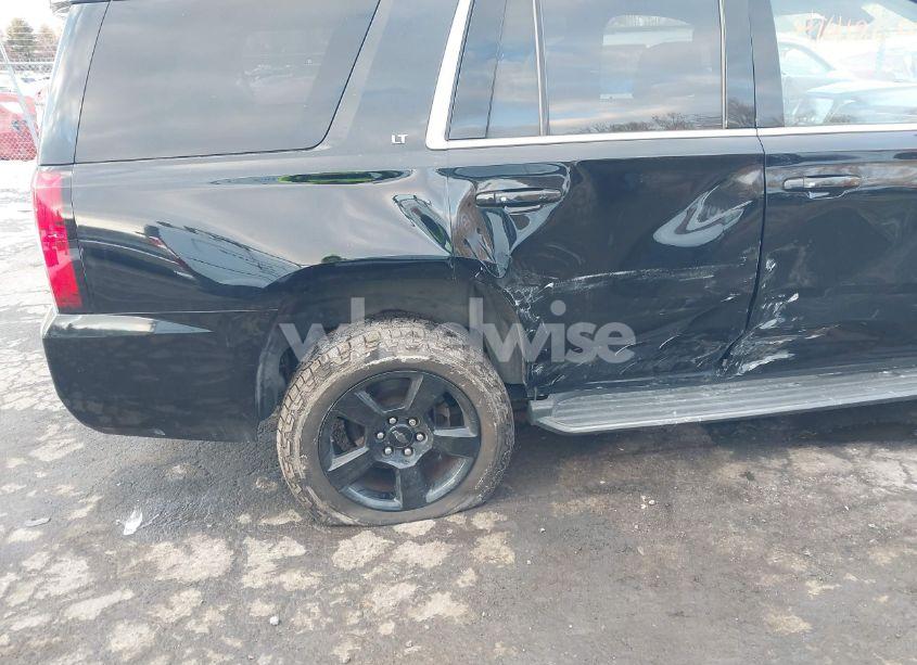 Photo 6 of 2017 Chevrolet Tahoe LT (VIN 1GNSKBKC0HR193092)