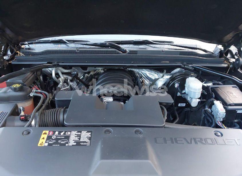 Photo 10 of 2017 Chevrolet Tahoe LT (VIN 1GNSKBKC0HR285237)