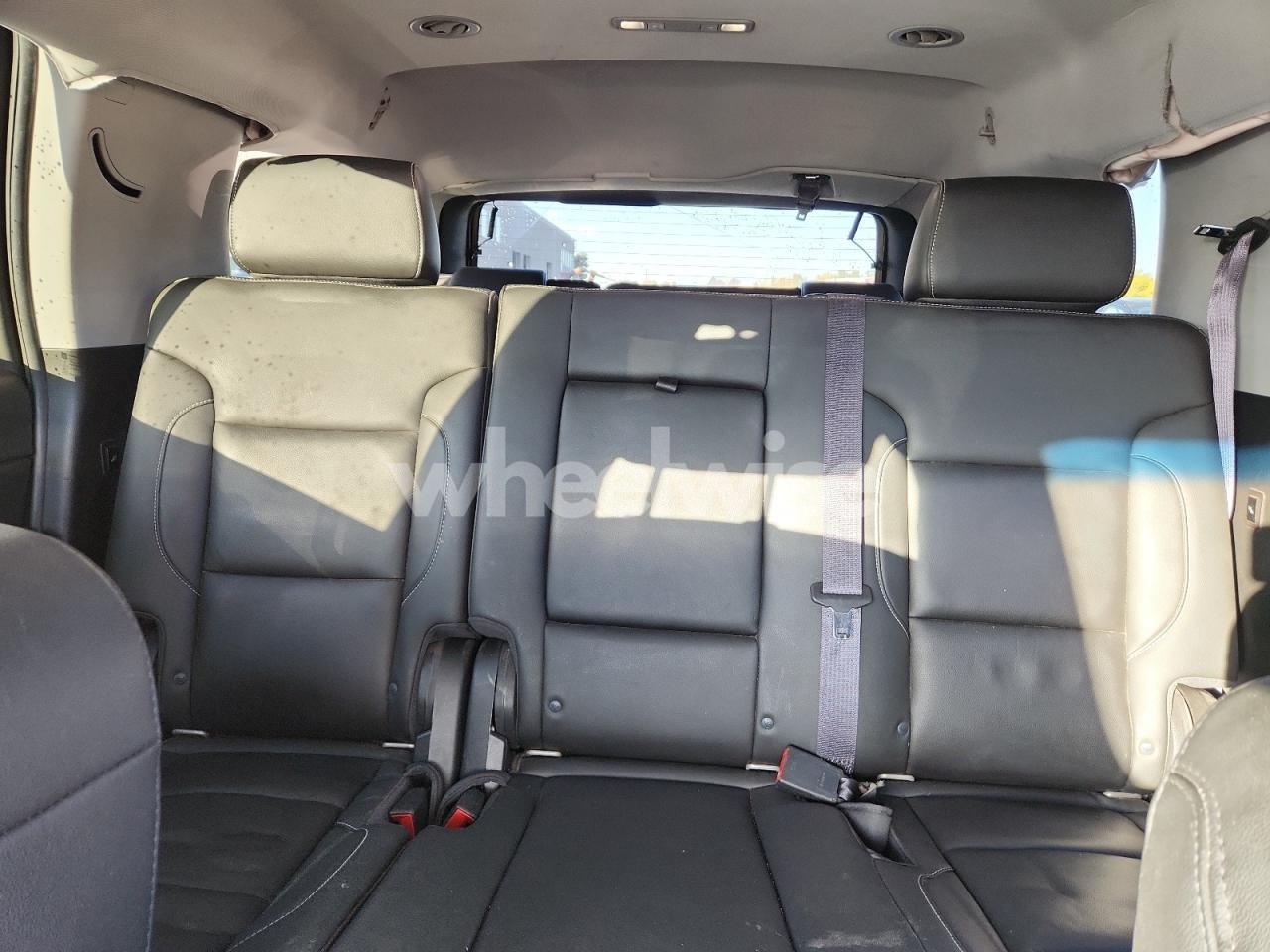 Photo 10 of 2017 CHEVROLET TAHOE K1500 LT (VIN 1GNSKBKC0HR289028)