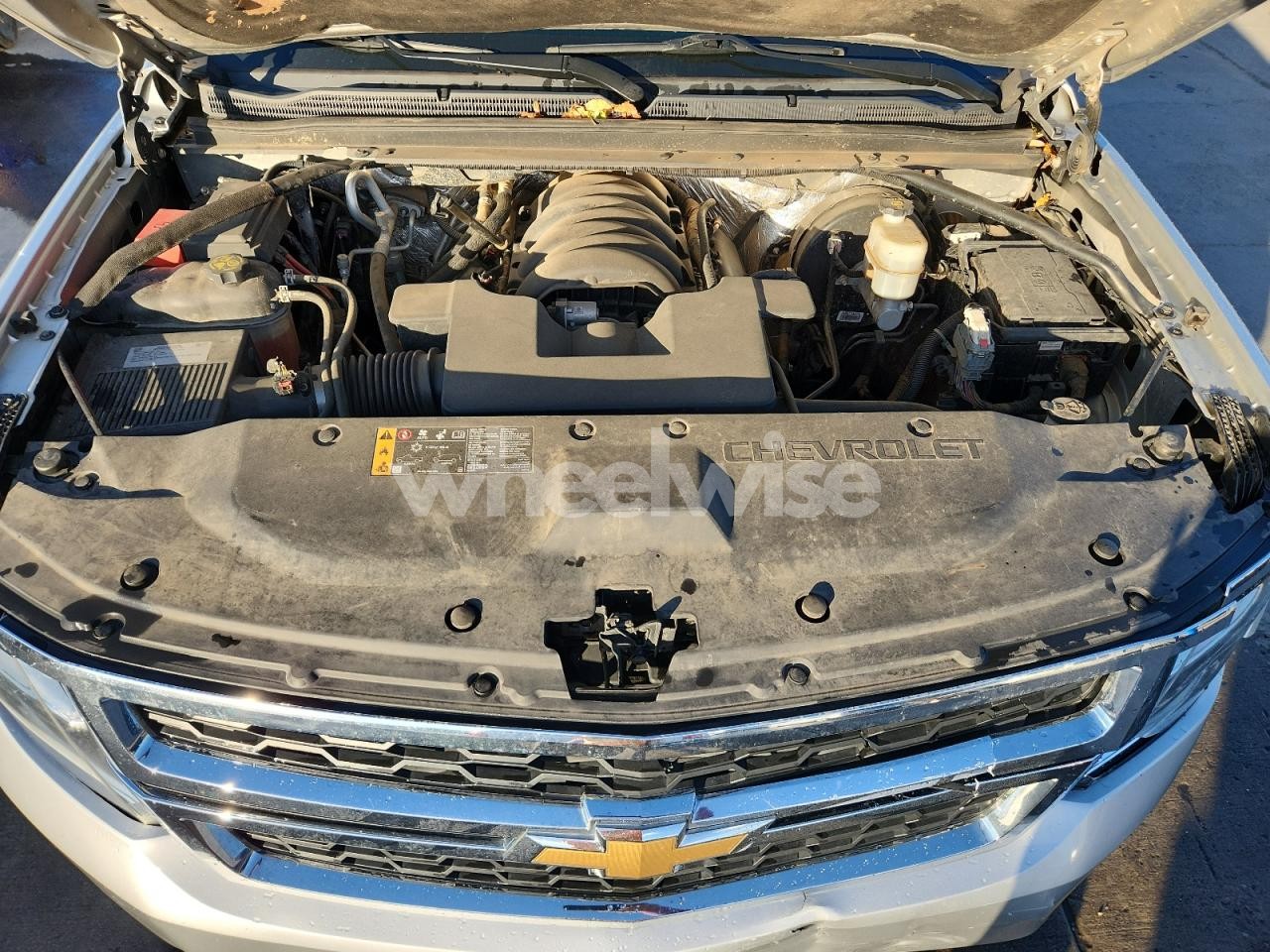 Photo 12 of 2017 CHEVROLET TAHOE K1500 LT (VIN 1GNSKBKC0HR289028)