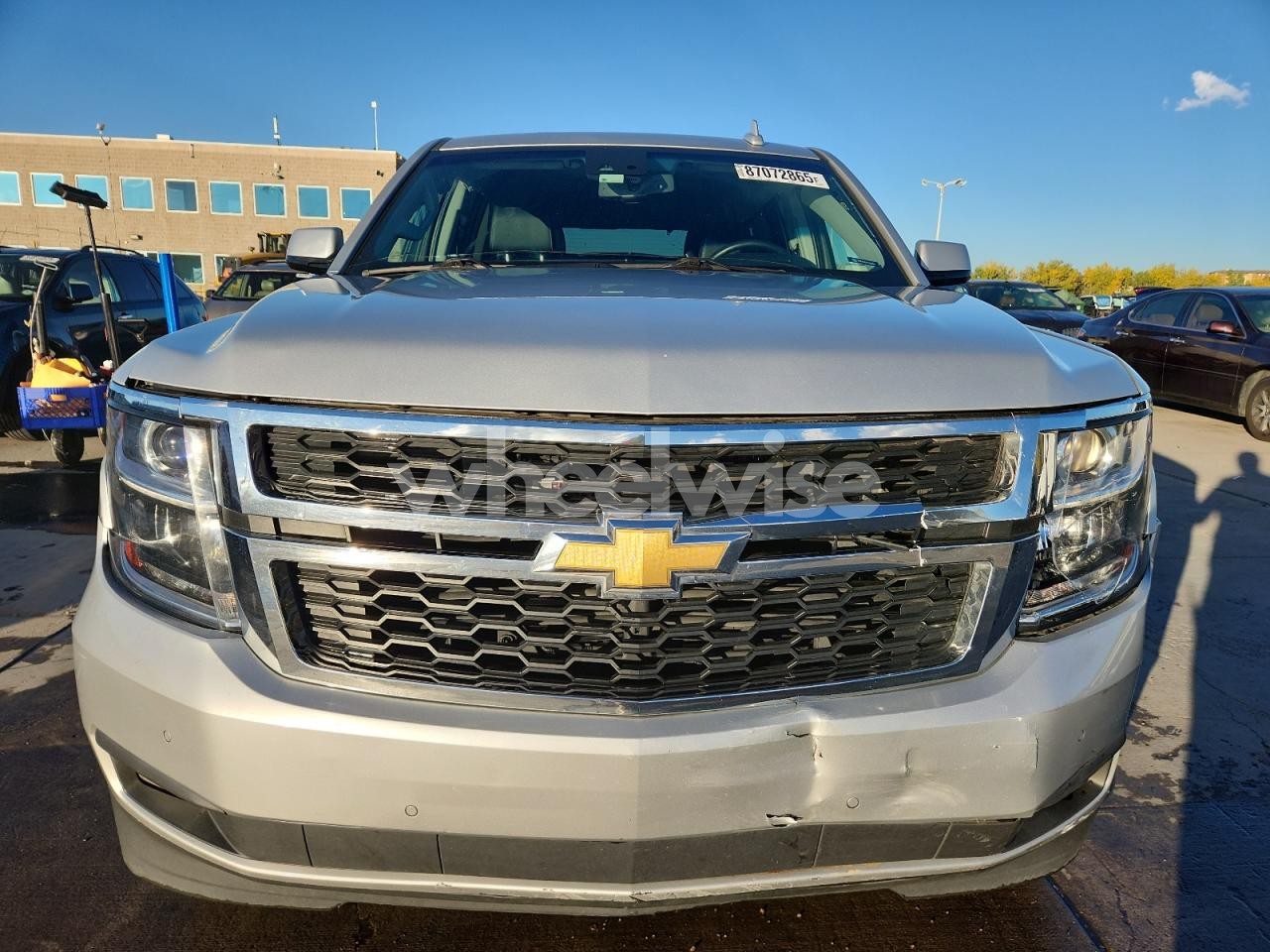 Photo 5 of 2017 CHEVROLET TAHOE K1500 LT (VIN 1GNSKBKC0HR289028)