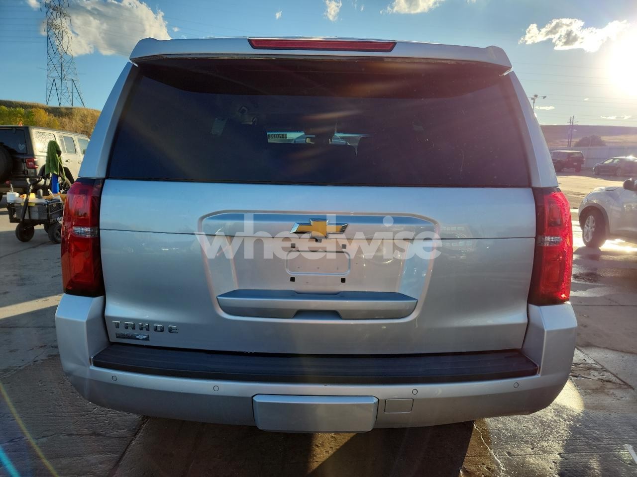 Photo 6 of 2017 CHEVROLET TAHOE K1500 LT (VIN 1GNSKBKC0HR289028)