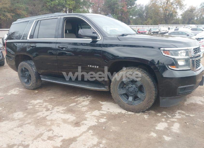 2018 Chevrolet Tahoe LT (VIN 1GNSKBKC0JR205134) main photo