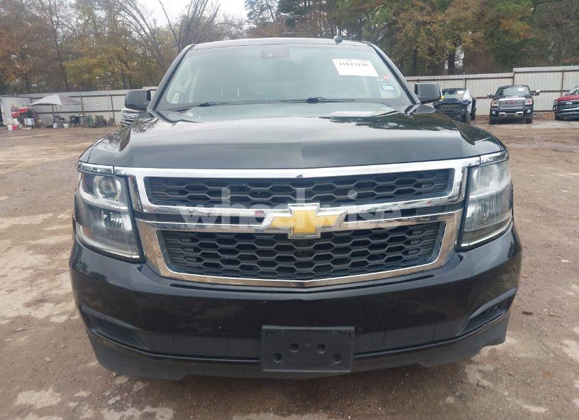 Photo 6 of 2018 Chevrolet Tahoe LT (VIN 1GNSKBKC0JR205134)