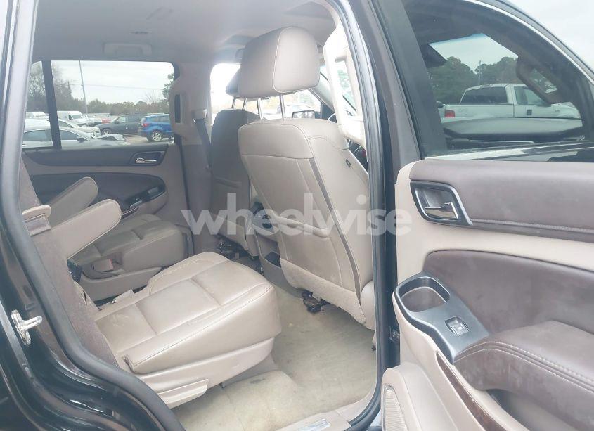 Photo 8 of 2018 Chevrolet Tahoe LT (VIN 1GNSKBKC0JR205134)