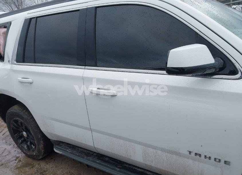 Photo 14 of 2018 Chevrolet Tahoe LT (VIN 1GNSKBKC0JR394397)