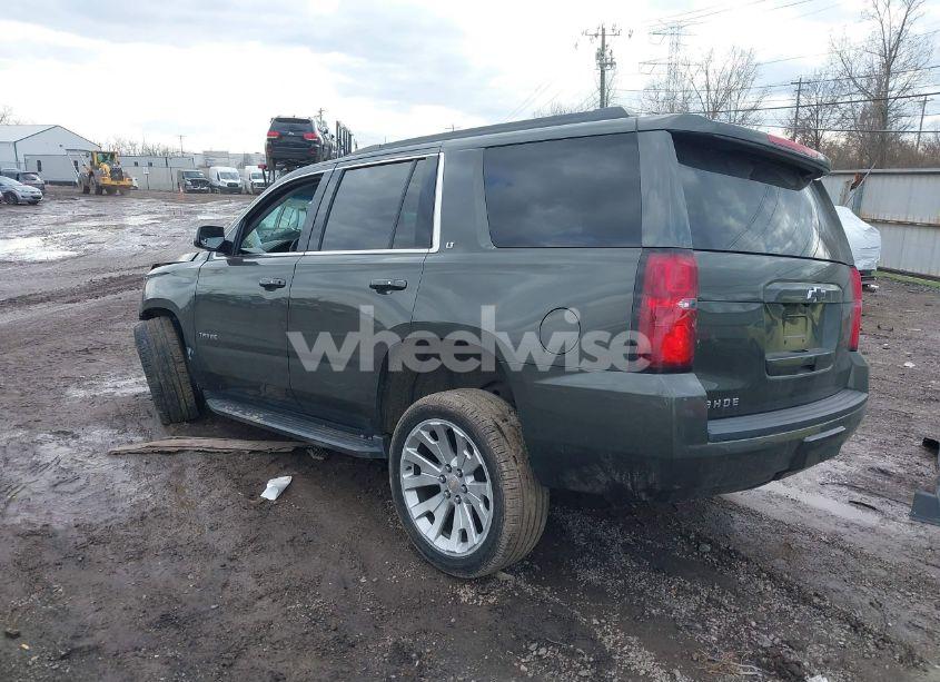 Photo 3 of 2019 Chevrolet Tahoe LT (VIN 1GNSKBKC0KR229287)