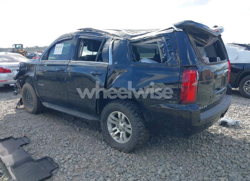 Photo 3 of 2019 Chevrolet Tahoe LT (VIN 1GNSKBKC0KR293622)