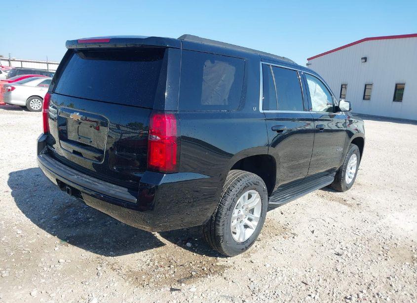 Photo 4 of 2019 Chevrolet Tahoe LT (VIN 1GNSKBKC0KR364169)