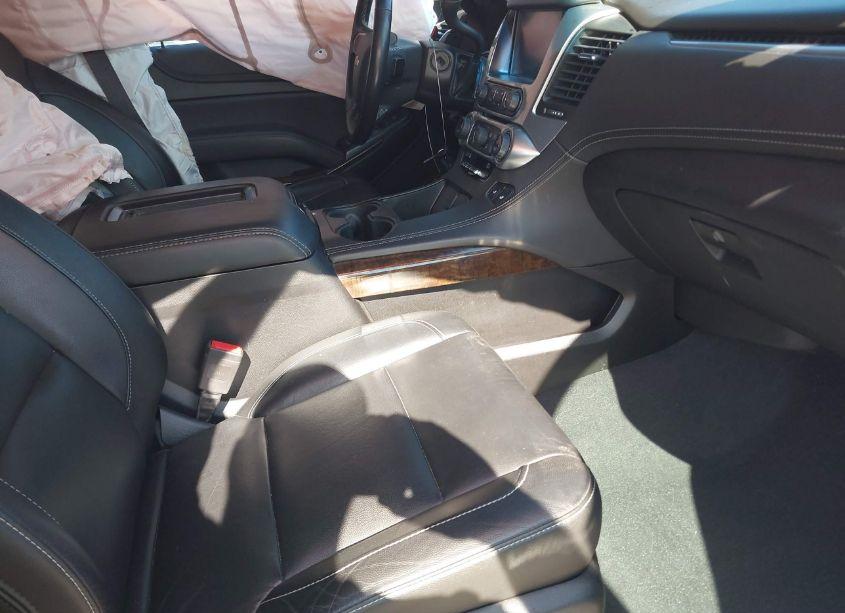 Photo 5 of 2019 Chevrolet Tahoe LT (VIN 1GNSKBKC0KR364169)