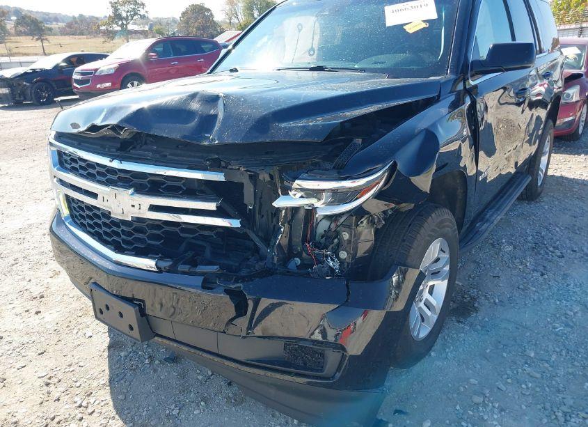 Photo 6 of 2019 Chevrolet Tahoe LT (VIN 1GNSKBKC0KR364169)