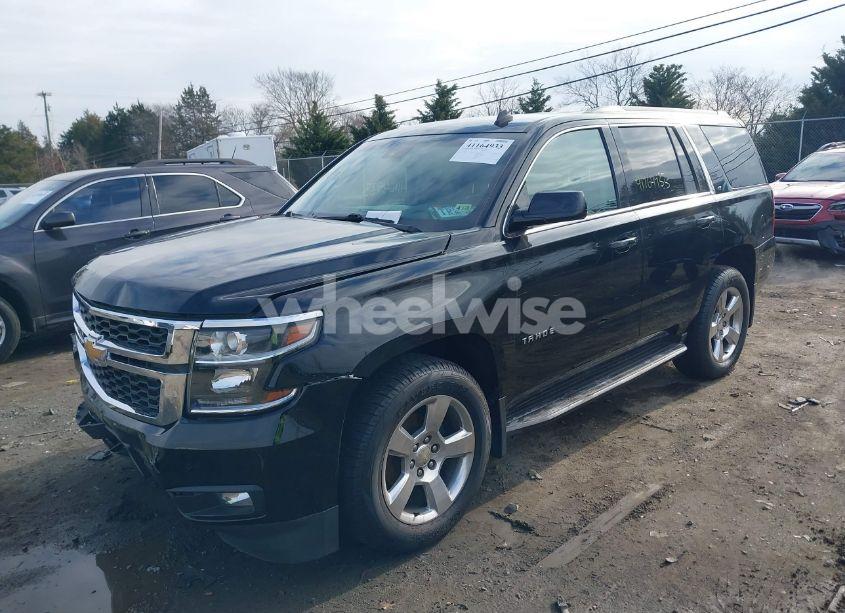 Photo 2 of 2015 Chevrolet Tahoe LT (VIN 1GNSKBKC1FR115840)