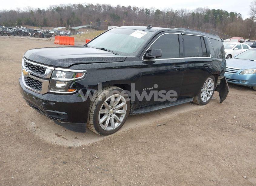 Photo 2 of 2015 Chevrolet Tahoe LT (VIN 1GNSKBKC1FR140138)