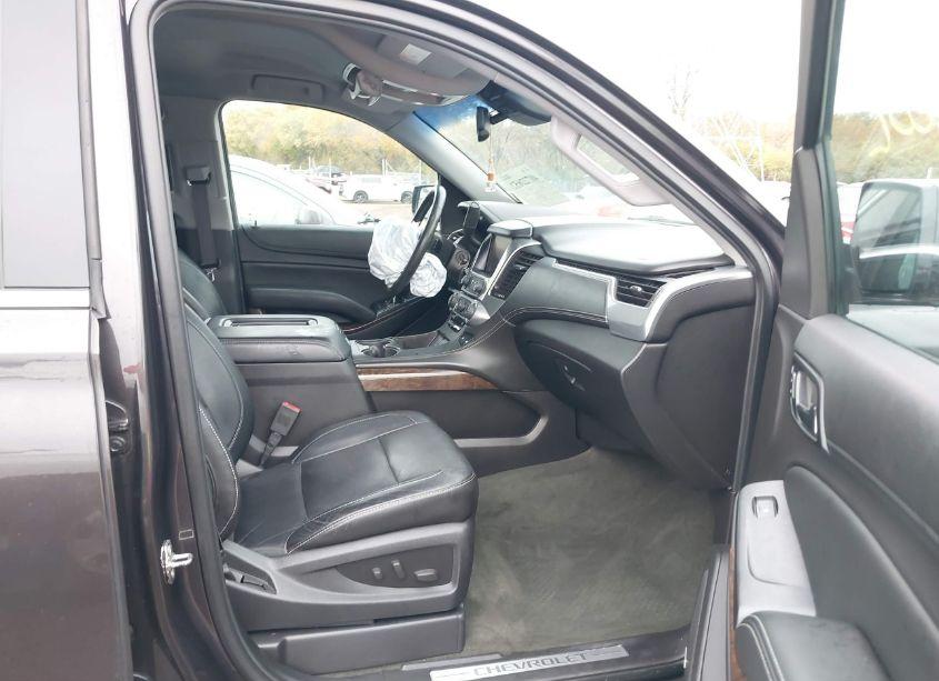 Photo 5 of 2015 Chevrolet Tahoe LT (VIN 1GNSKBKC1FR185497)