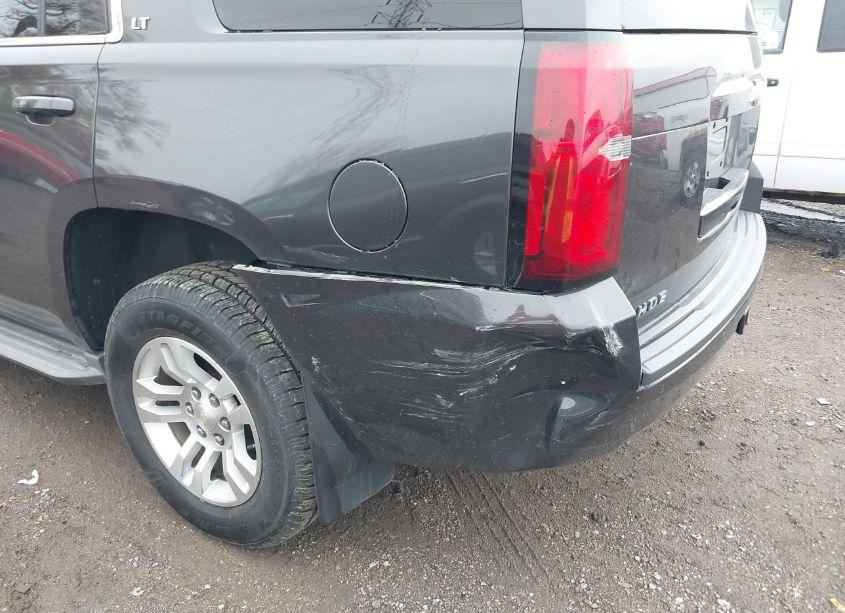 Photo 6 of 2015 Chevrolet Tahoe LT (VIN 1GNSKBKC1FR185497)