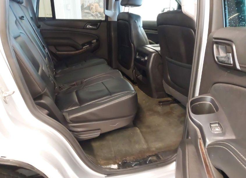 Photo 8 of 2015 Chevrolet Tahoe LT (VIN 1GNSKBKC1FR196385)