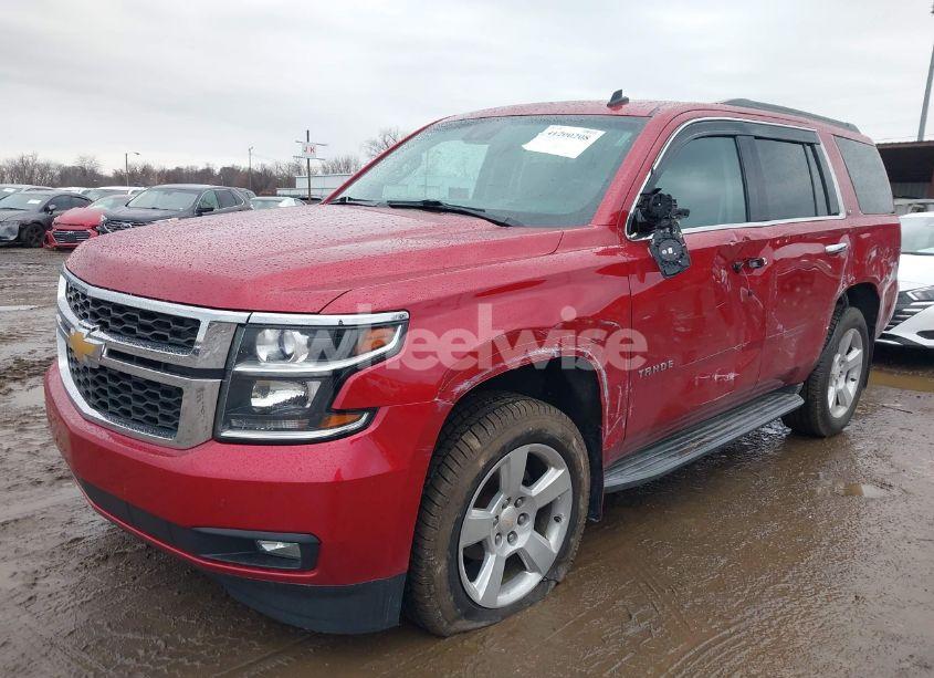 Photo 2 of 2015 Chevrolet Tahoe LT (VIN 1GNSKBKC1FR207028)