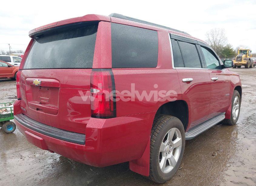 Photo 4 of 2015 Chevrolet Tahoe LT (VIN 1GNSKBKC1FR207028)