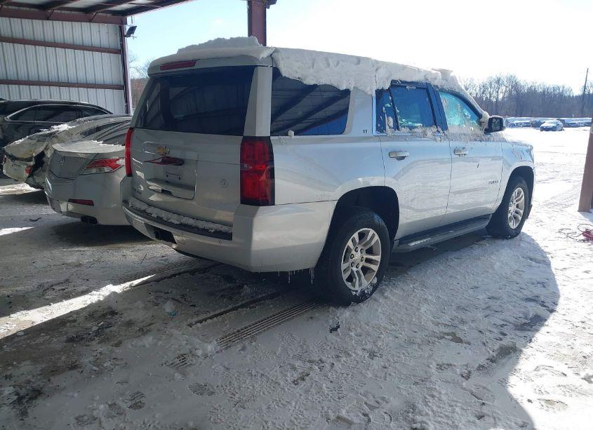 Photo 4 of 2015 Chevrolet Tahoe LT (VIN 1GNSKBKC1FR271084)