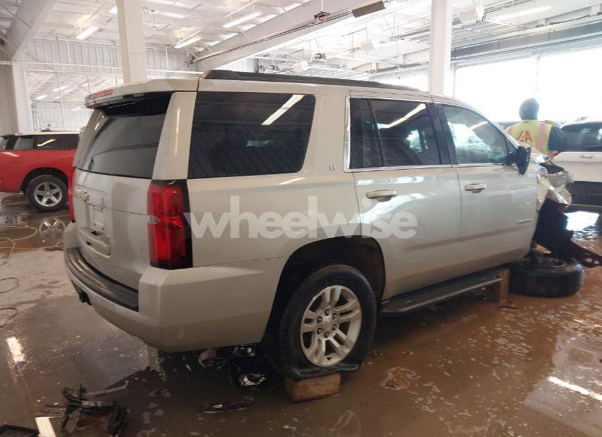Photo 4 of 2015 Chevrolet Tahoe LT (VIN 1GNSKBKC1FR530897)
