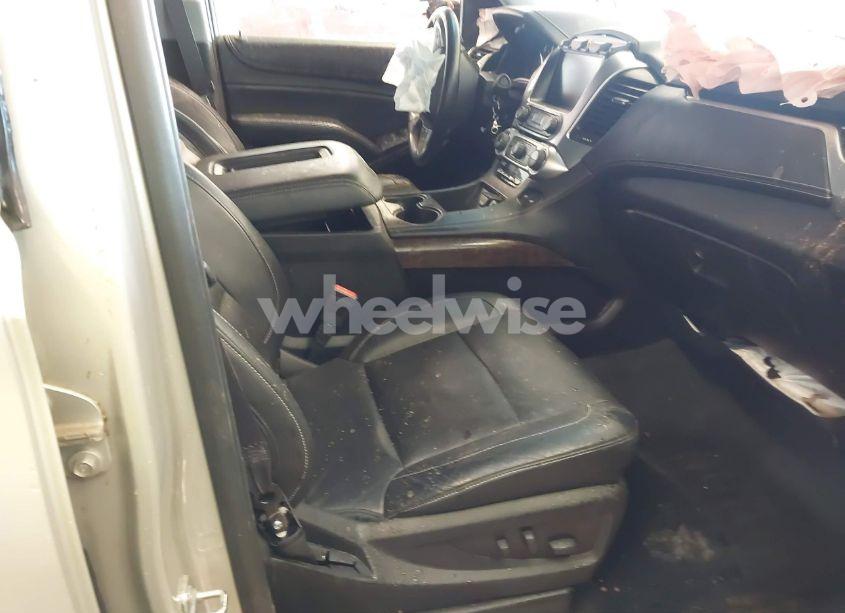 Photo 5 of 2015 Chevrolet Tahoe LT (VIN 1GNSKBKC1FR530897)