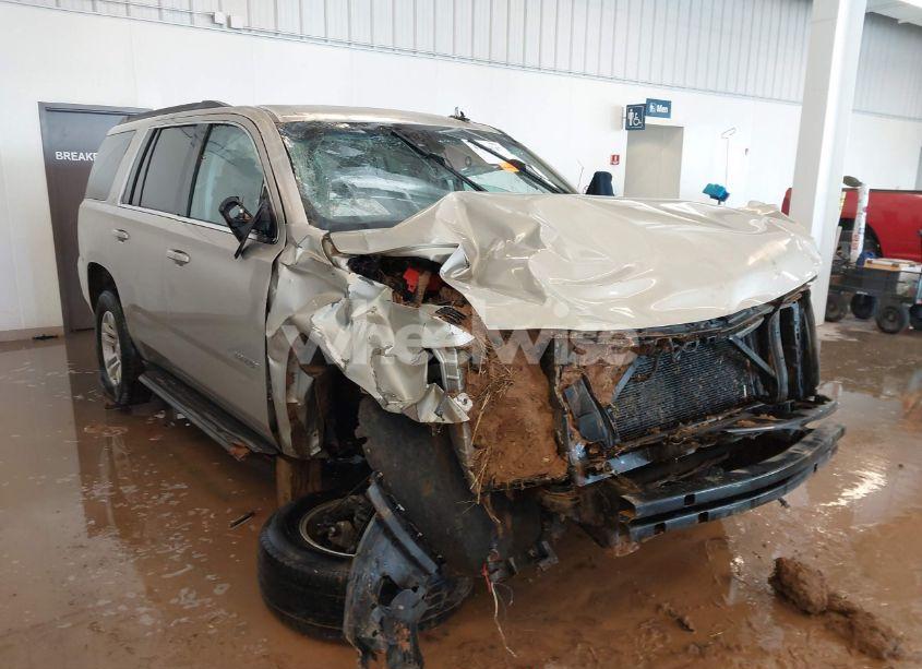 Photo 6 of 2015 Chevrolet Tahoe LT (VIN 1GNSKBKC1FR530897)