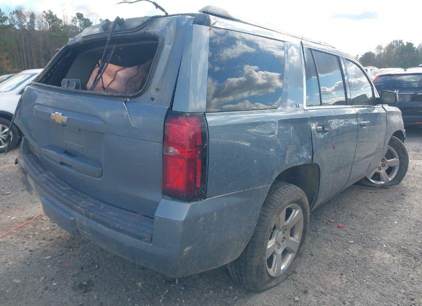 Photo 4 of 2016 Chevrolet Tahoe LT (VIN 1GNSKBKC1GR388729)