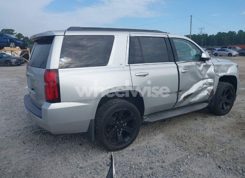 Photo 4 of 2017 Chevrolet Tahoe LT (VIN 1GNSKBKC1HR242607)