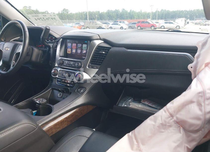 Photo 5 of 2017 Chevrolet Tahoe LT (VIN 1GNSKBKC1HR242607)