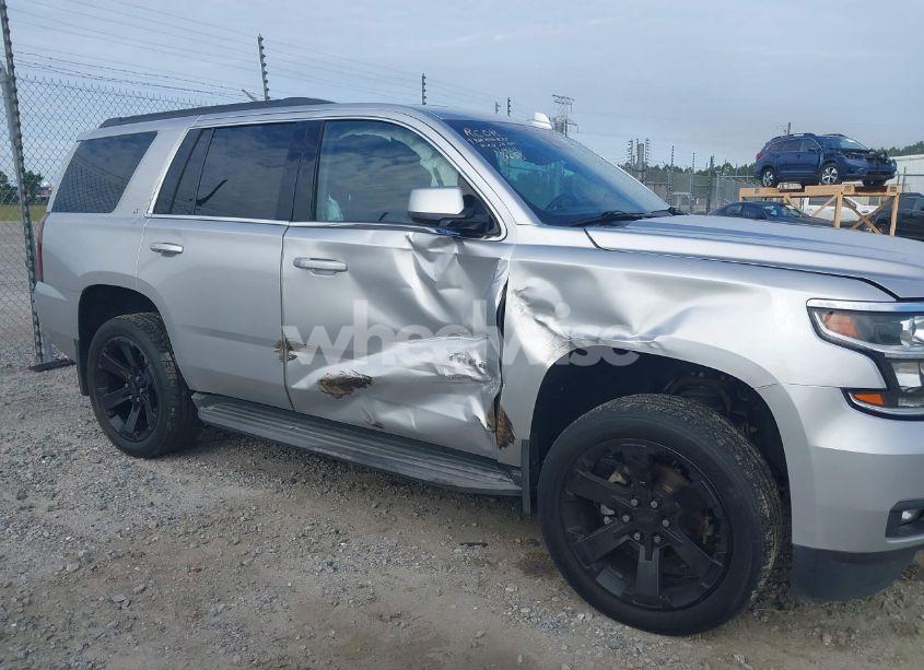 Photo 6 of 2017 Chevrolet Tahoe LT (VIN 1GNSKBKC1HR242607)