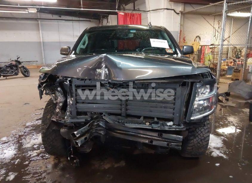 Photo 12 of 2017 Chevrolet Tahoe LT (VIN 1GNSKBKC1HR354078)