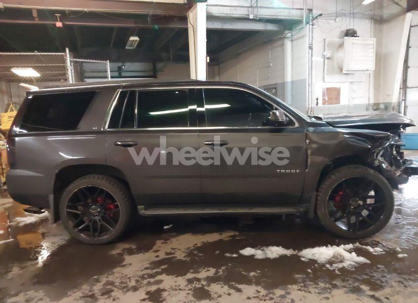 Photo 13 of 2017 Chevrolet Tahoe LT (VIN 1GNSKBKC1HR354078)