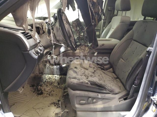 Photo 2 of 2017 CHEVROLET TAHOE K1500 LT (VIN 1GNSKBKC1HR359393)