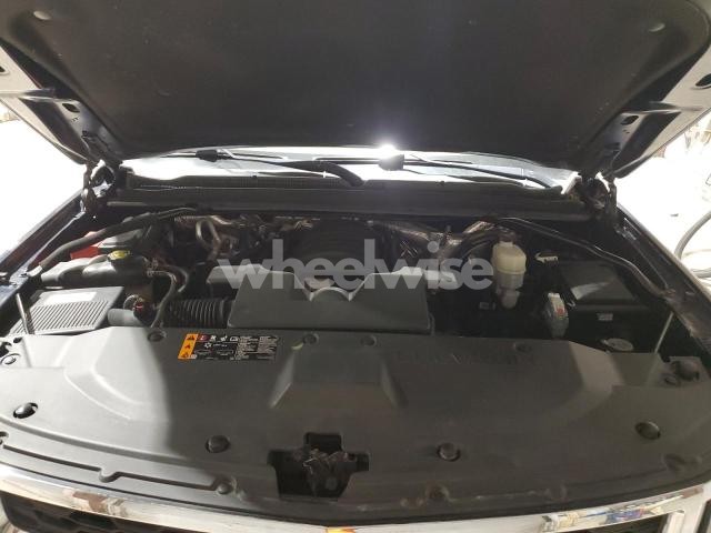 Photo 3 of 2017 CHEVROLET TAHOE K1500 LT (VIN 1GNSKBKC1HR359393)