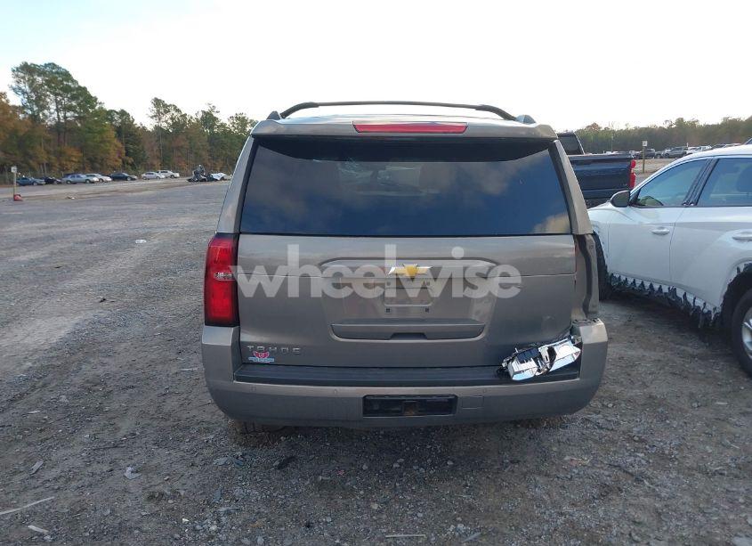 Photo 16 of 2018 Chevrolet Tahoe LT (VIN 1GNSKBKC1JR301094)