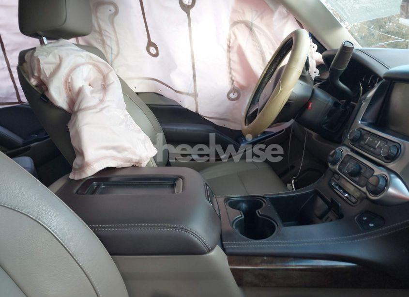 Photo 5 of 2018 Chevrolet Tahoe LT (VIN 1GNSKBKC1JR301094)