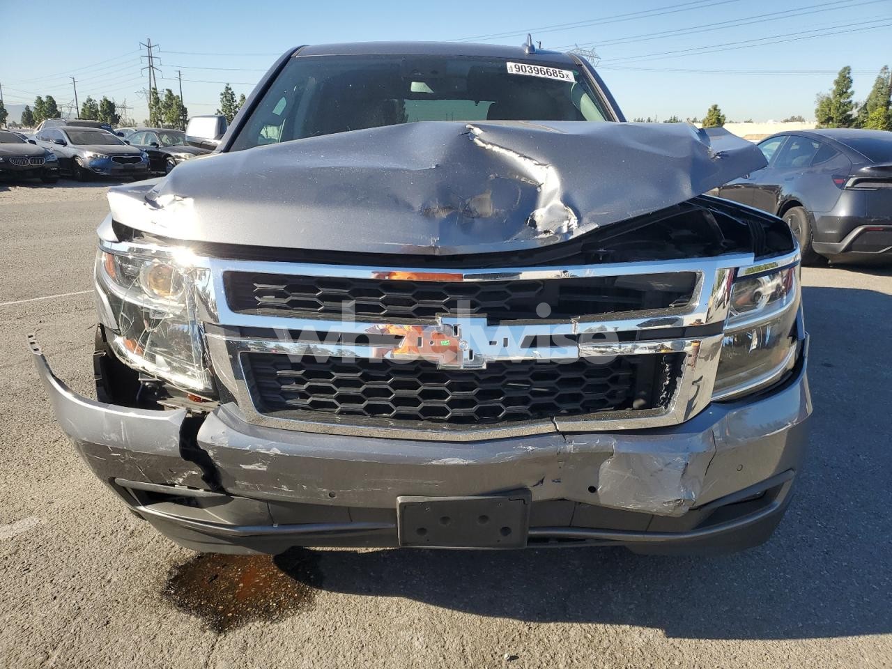 Photo 5 of 2020 CHEVROLET TAHOE K1500 LT (VIN 1GNSKBKC1LR152916)