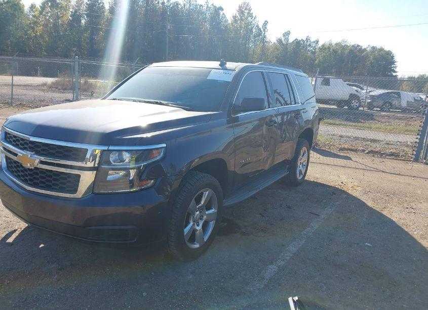Photo 2 of 2015 Chevrolet Tahoe LT (VIN 1GNSKBKC2FR116902)