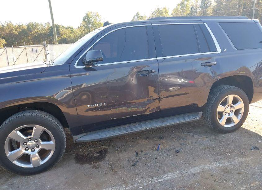 Photo 6 of 2015 Chevrolet Tahoe LT (VIN 1GNSKBKC2FR116902)